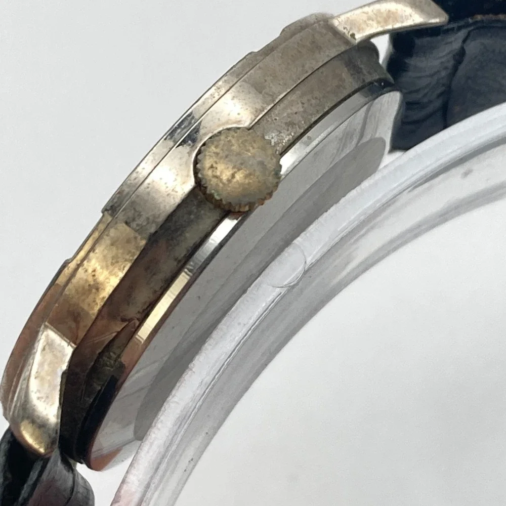 Vintage Cosmo Unisex Watch 33mm Gold Silver Tone Mens Womens New Battery 8.5